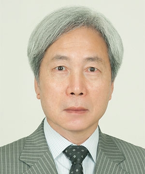 Sangyoub Lee
